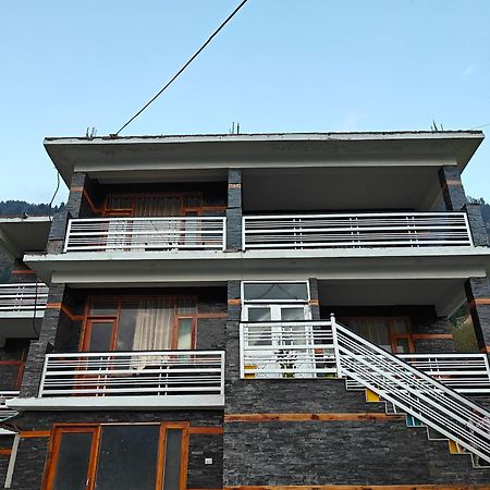 אמריצר Santosh Cafe & Rooms מראה חיצוני תמונה