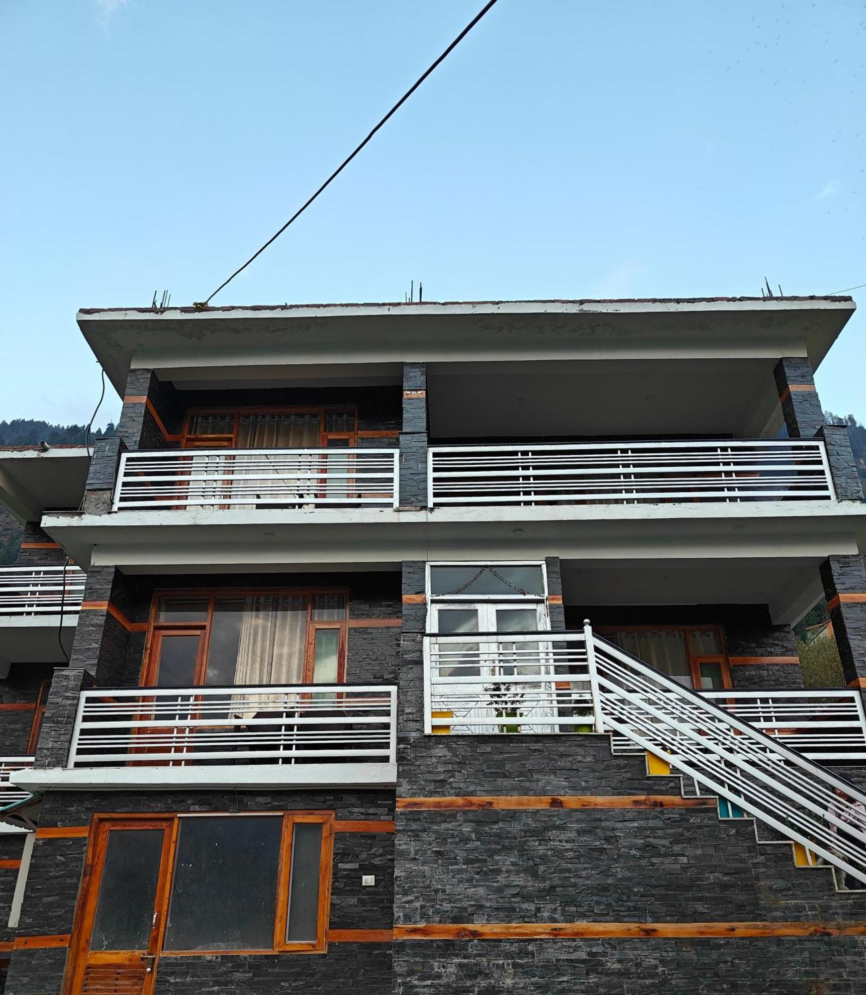 אמריצר Santosh Cafe & Rooms מראה חיצוני תמונה